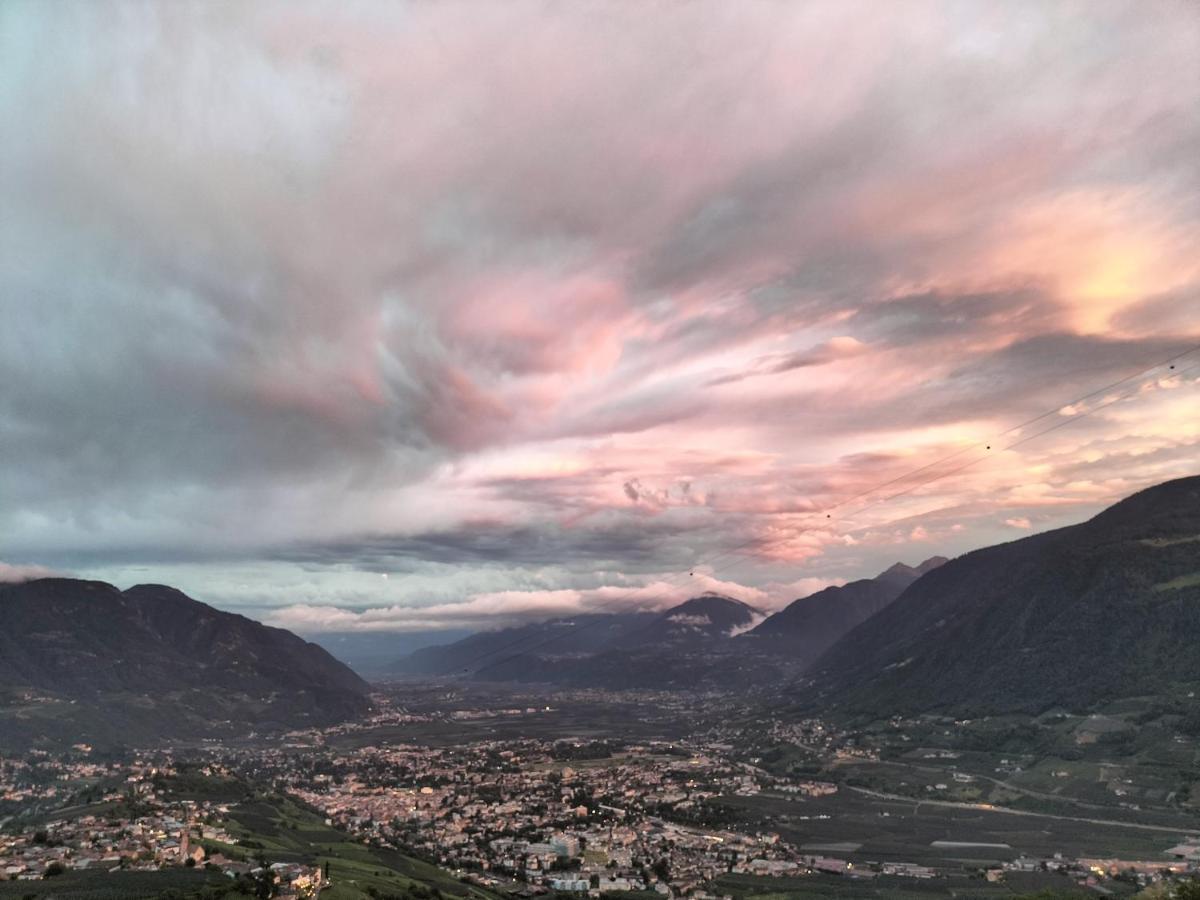 Culinaria Living Appartement Tirol Buitenkant foto